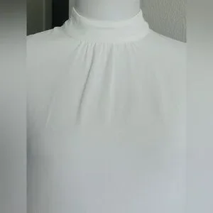 Reformation | Tops | Reformation White Short Sleeve Tee Size
